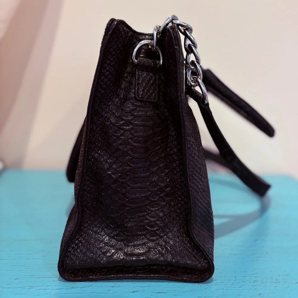 Michael Kors Black Python Leather Hamilton Purse - Picture 4 of 11